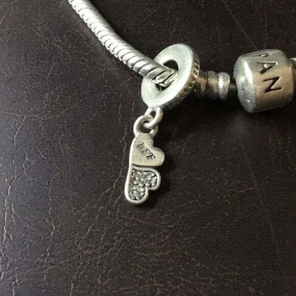Beautiful Pandora bracelet with BFF charm - Picture 2 of 3